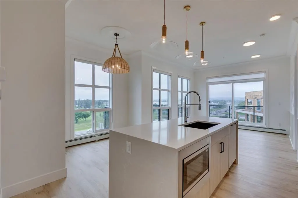 4270 Norford Avenue NW, #1412