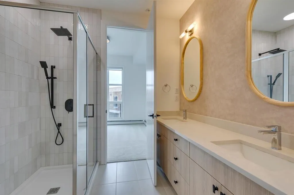 4270 Norford Avenue NW, #1412