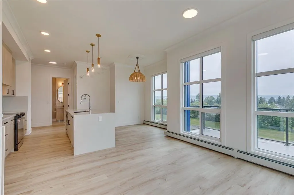 4270 Norford Avenue NW, #1412