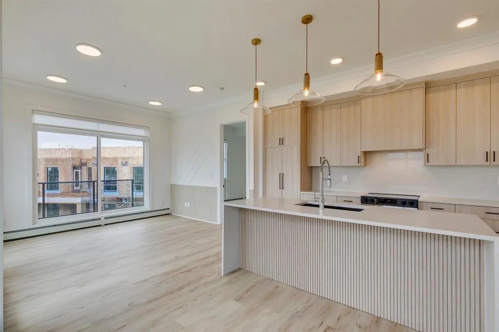 4270 Norford Avenue NW, #1412