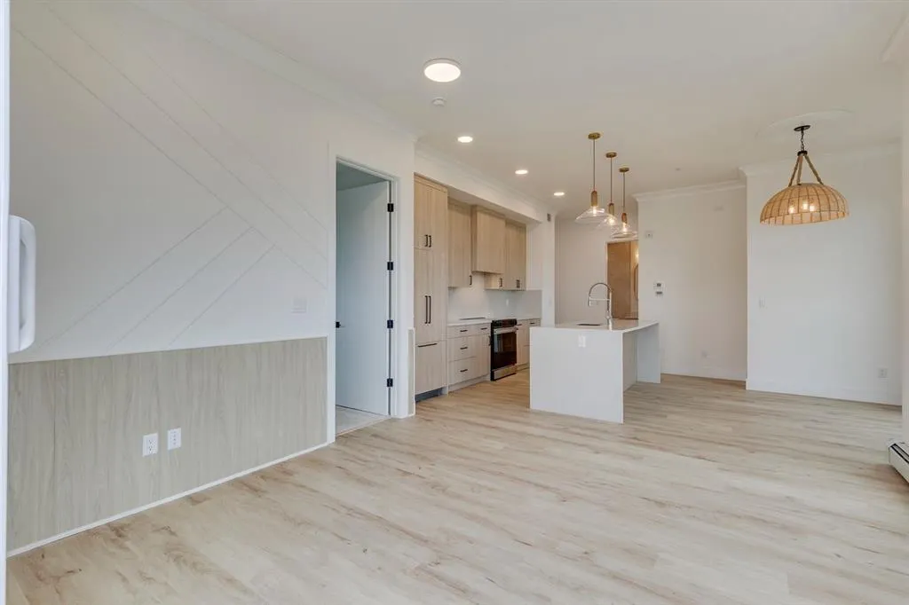 4270 Norford Avenue NW, #1412