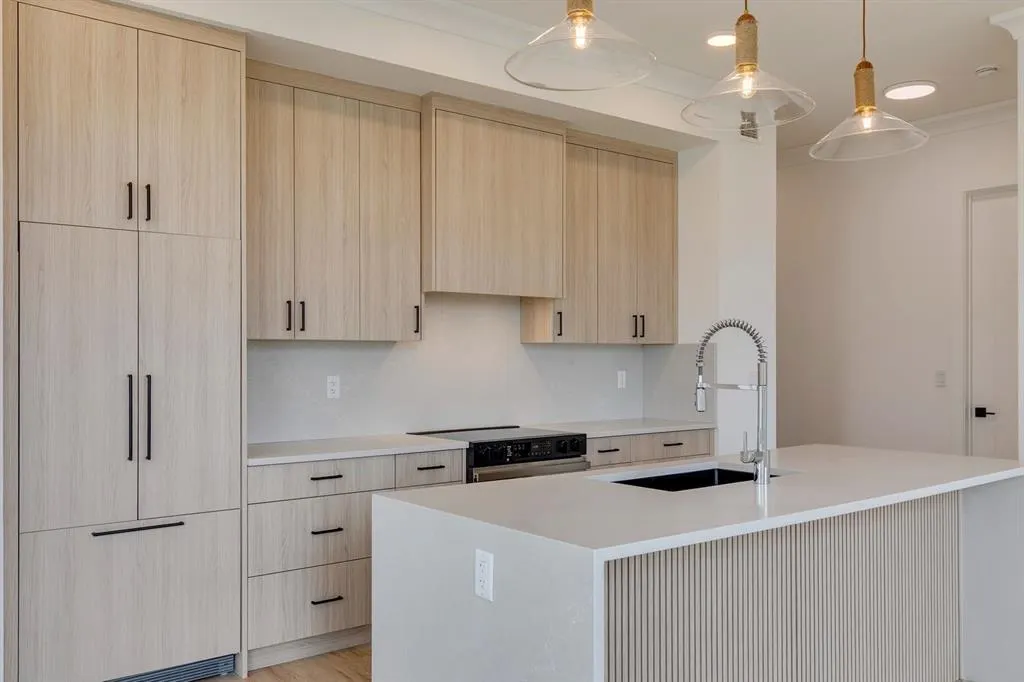 4270 Norford Avenue NW, #1412
