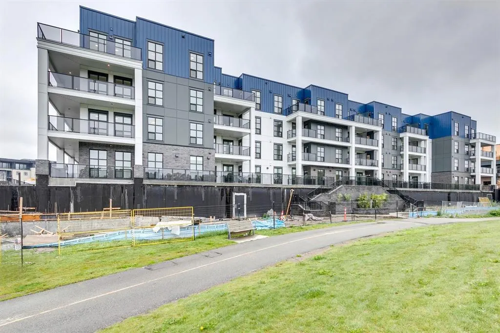 4270 Norford Avenue NW, #1412