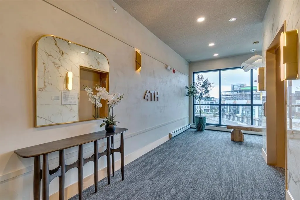 4270 Norford Avenue NW, #1412