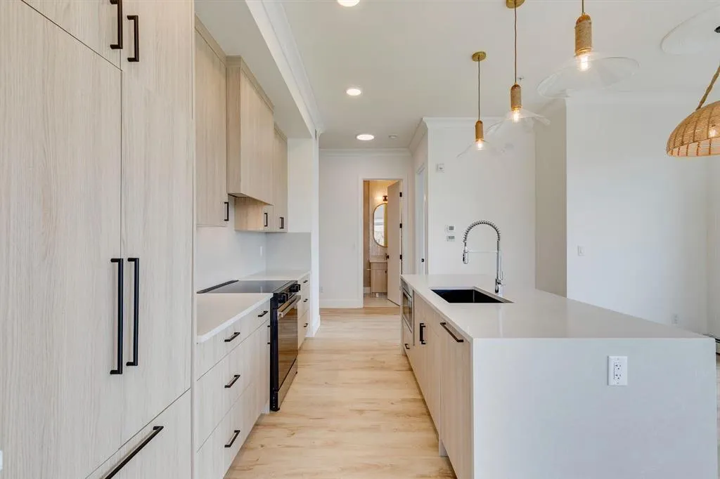 4270 Norford Avenue NW, #1412