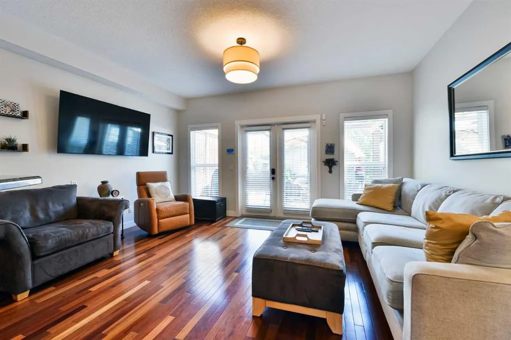 2508 17 Street SE