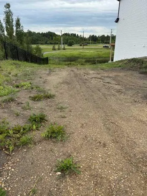 7 Memorial Parkway
