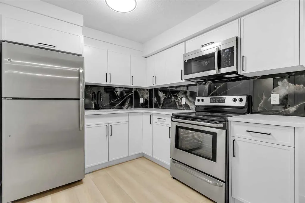 119 Macewan Glen Way NW