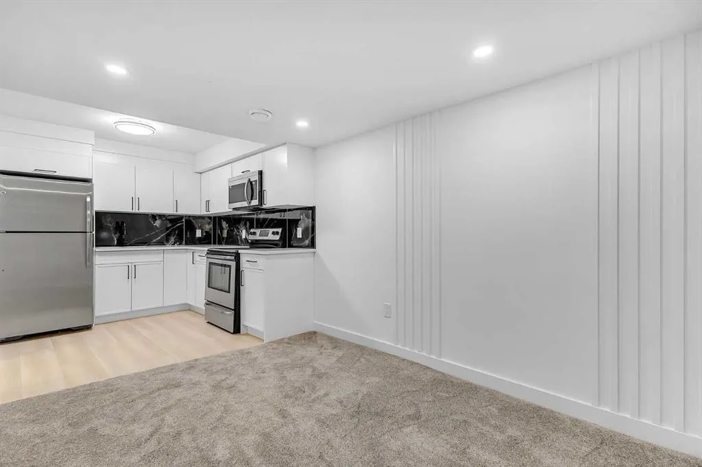 119 Macewan Glen Way NW