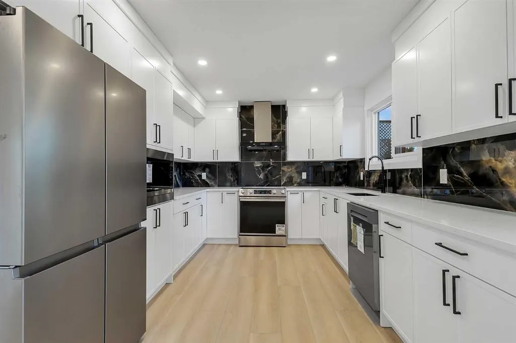 119 Macewan Glen Way NW