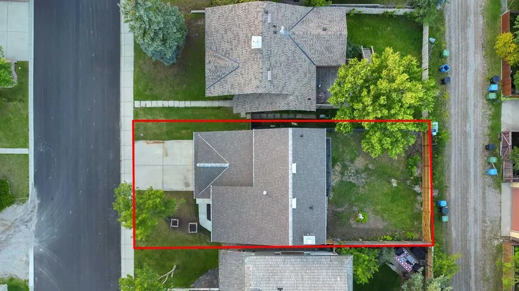 119 Macewan Glen Way NW