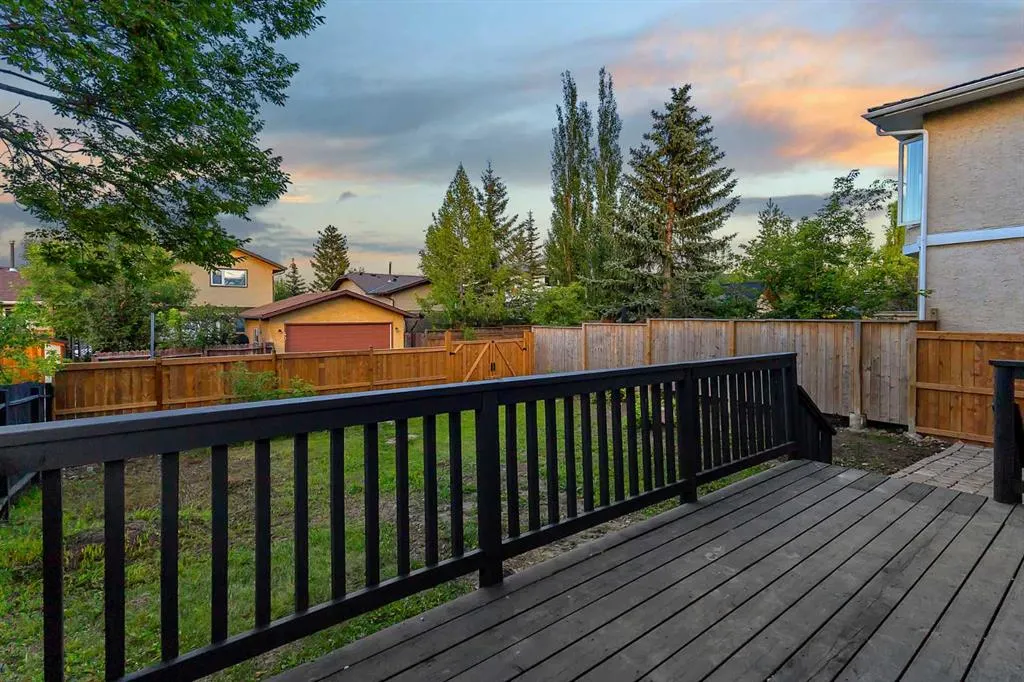 119 Macewan Glen Way NW