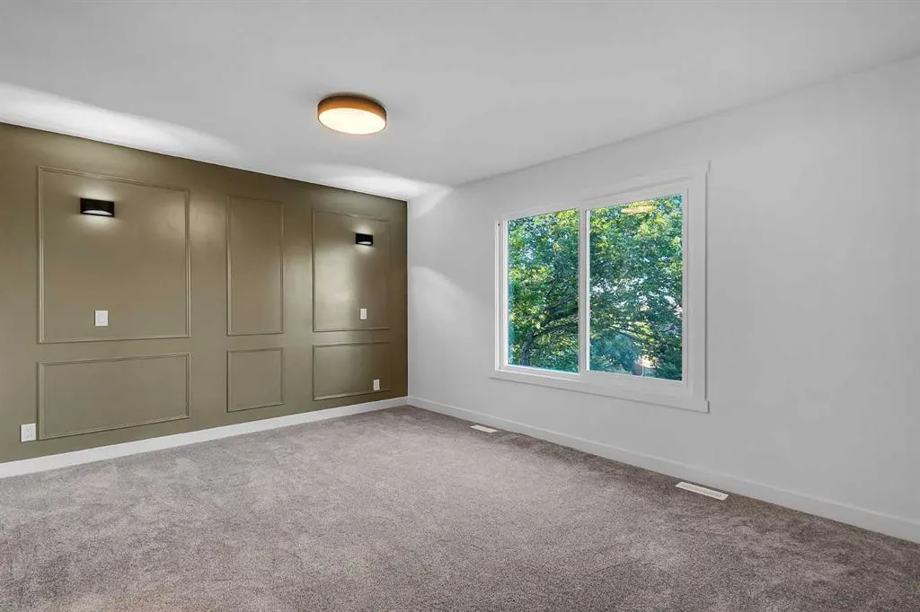 119 Macewan Glen Way NW