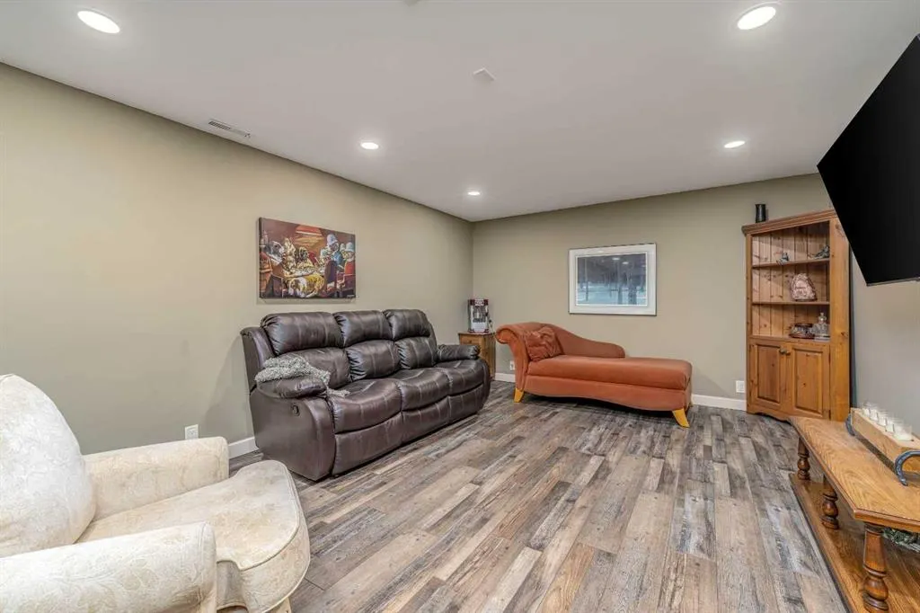 32 Aventerra Way