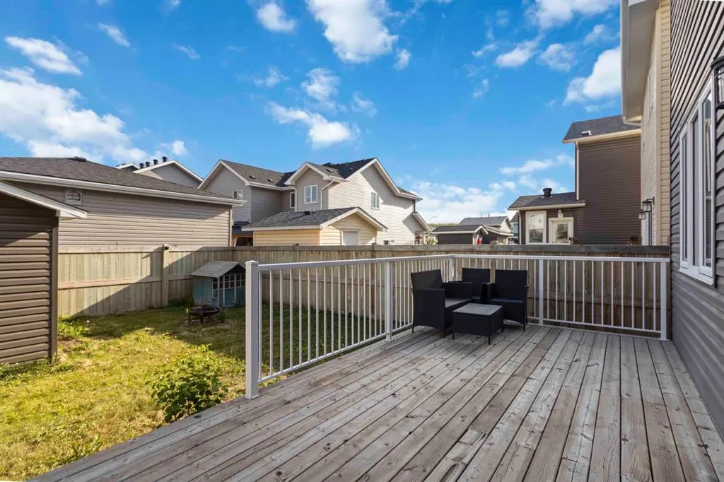 106 Athabasca Crescent