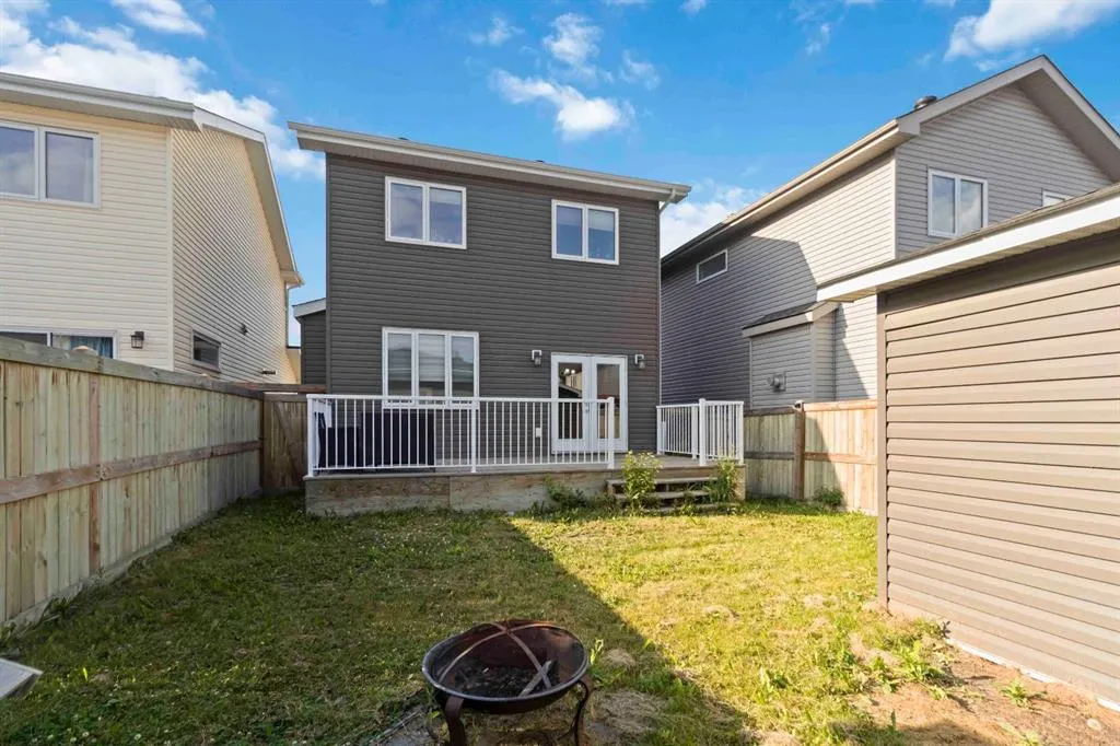 106 Athabasca Crescent