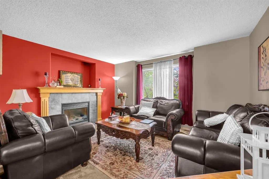 81 Covewood Green NE