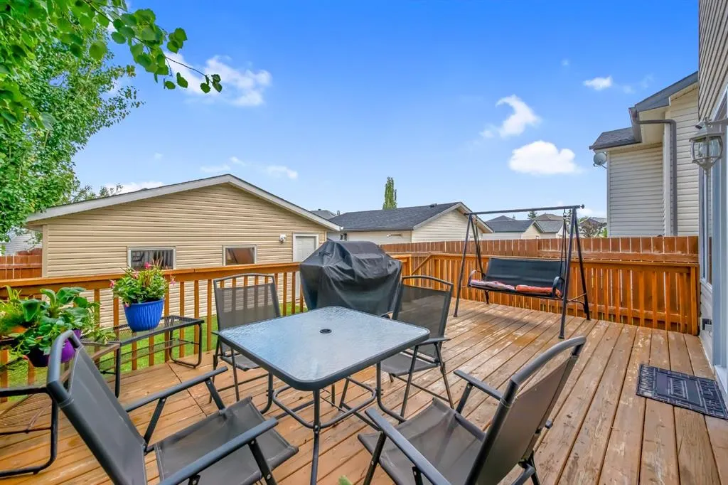 81 Covewood Green NE