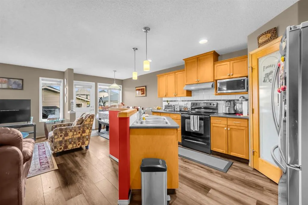 81 Covewood Green NE