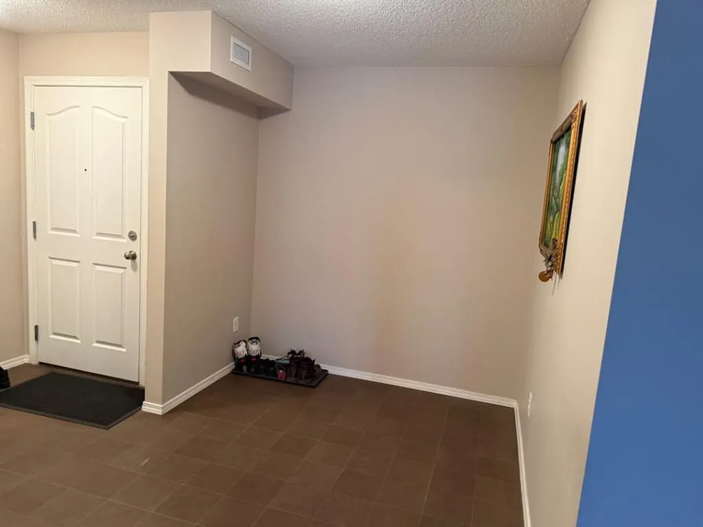 7210 80 Avenue NE, #202