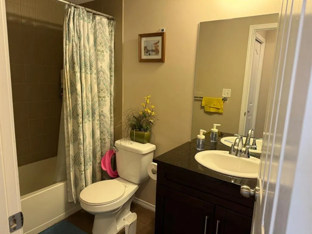 7210 80 Avenue NE, #202