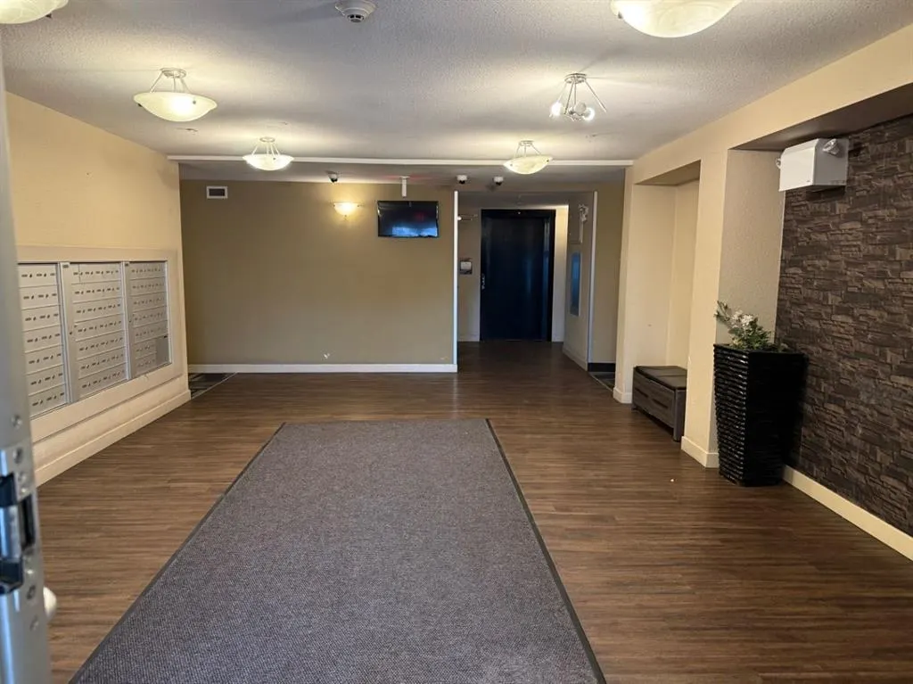 7210 80 Avenue NE, #202