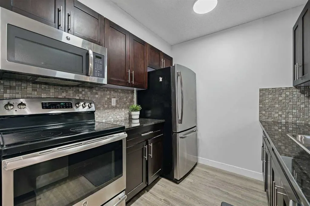 403 Mackenzie Way SW, #8113