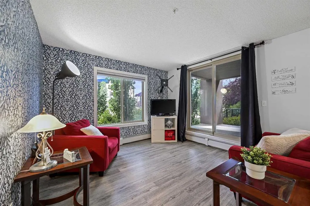 403 Mackenzie Way SW, #8113