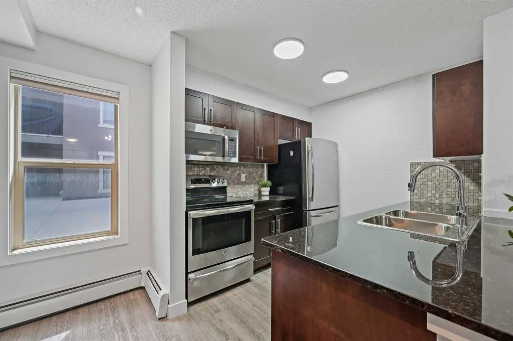 403 Mackenzie Way SW, #8113