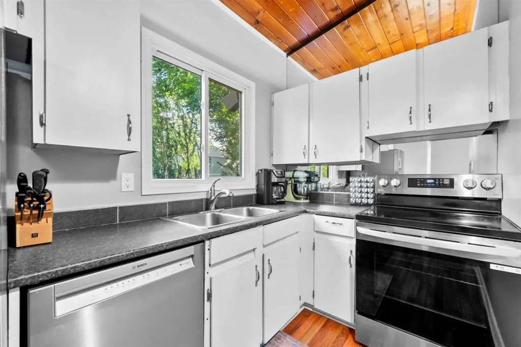 104 Rundlehorn Lane NE