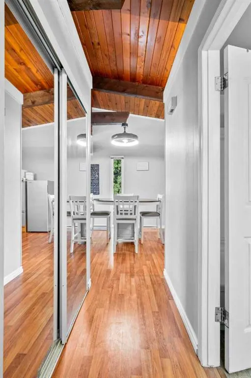 104 Rundlehorn Lane NE
