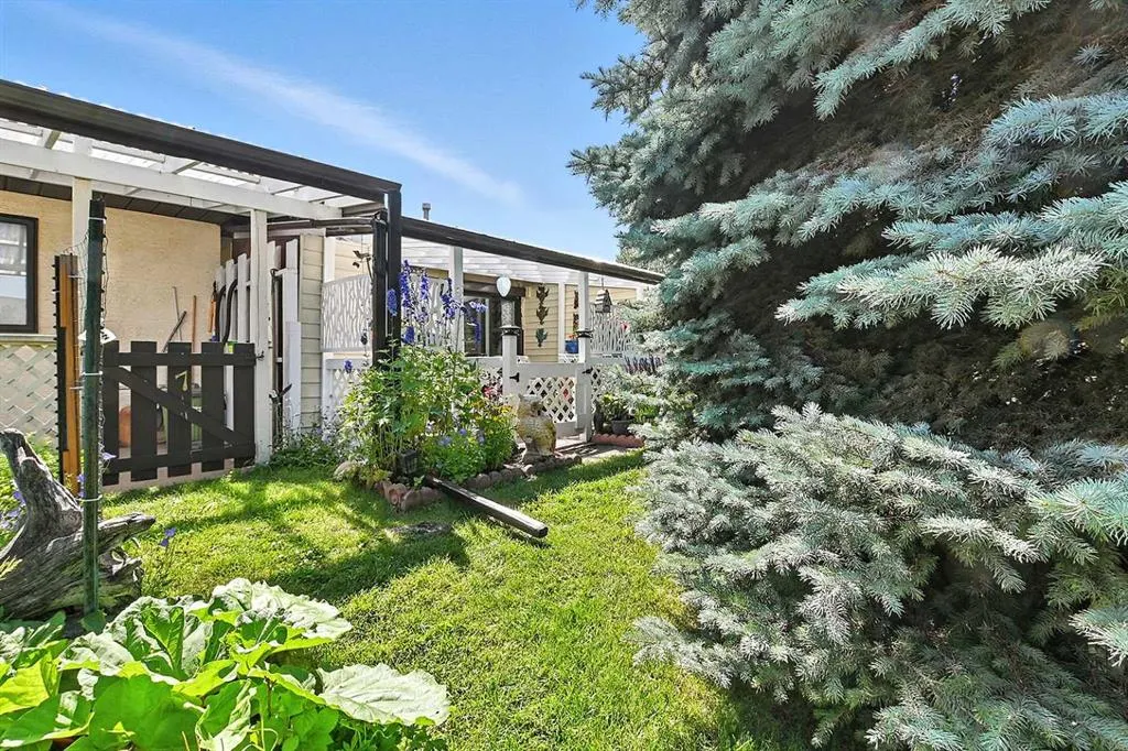 4240 46A Avenue Crescent, #8