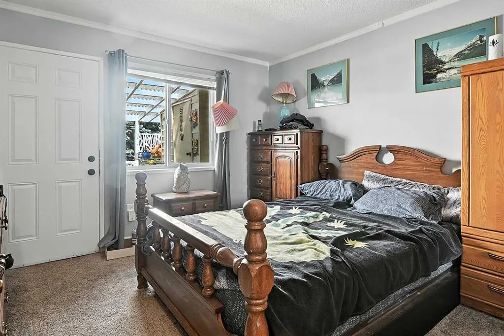 4240 46A Avenue Crescent, #8