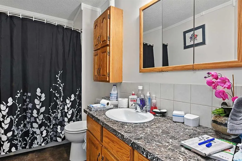 4240 46A Avenue Crescent, #8