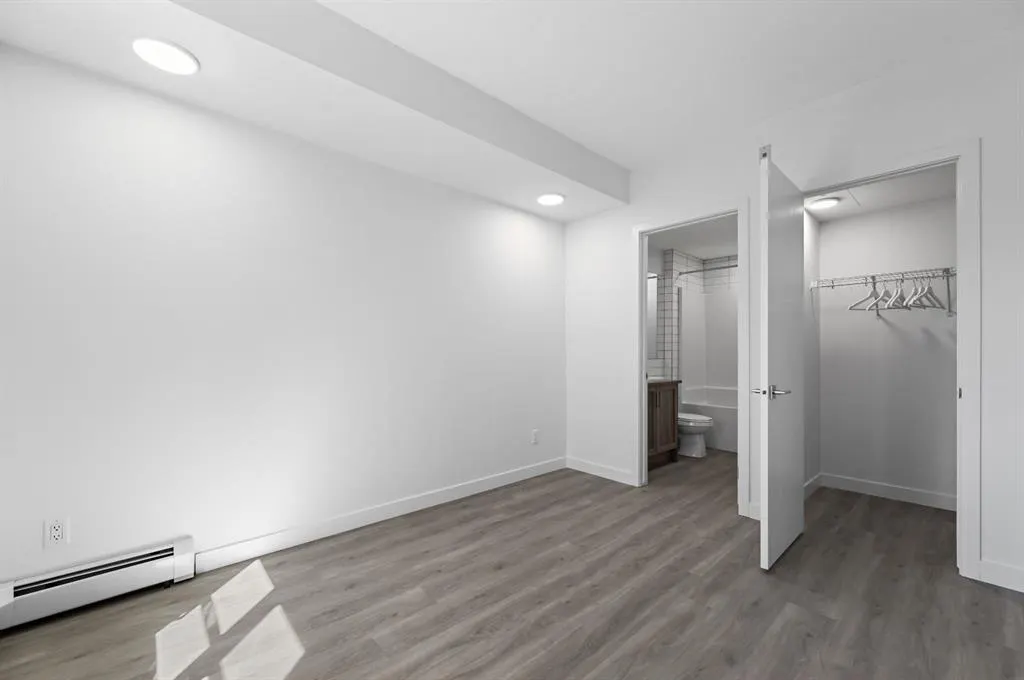 350 livingston Common NE, #2115