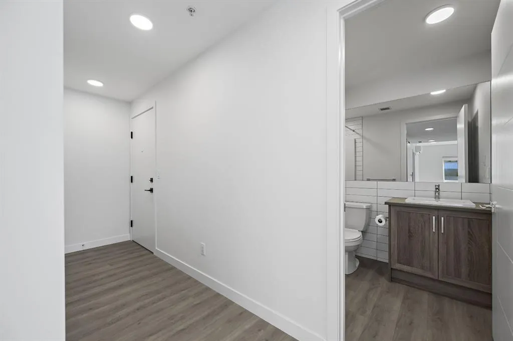 350 livingston Common NE, #2115