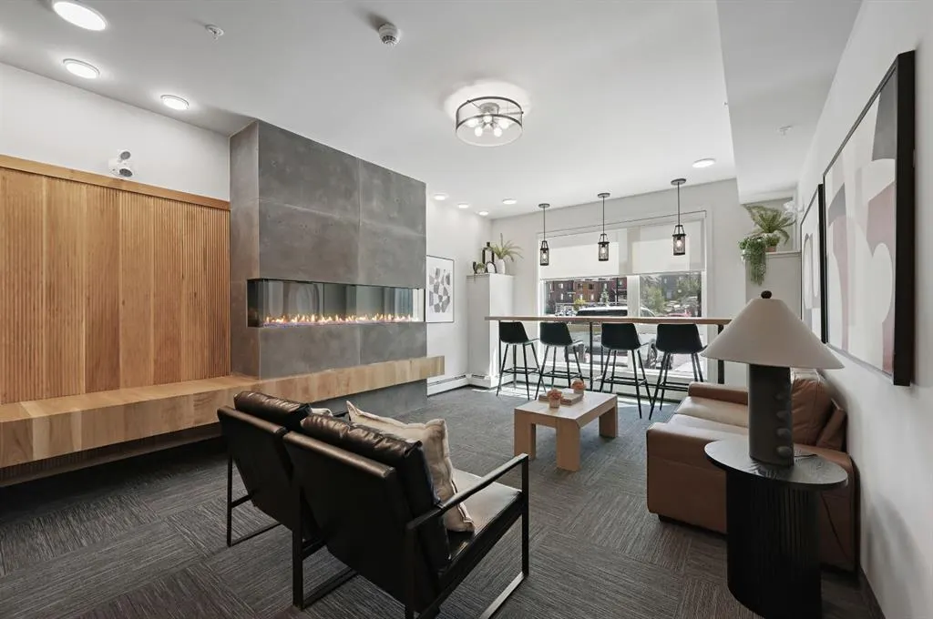 350 livingston Common NE, #2115