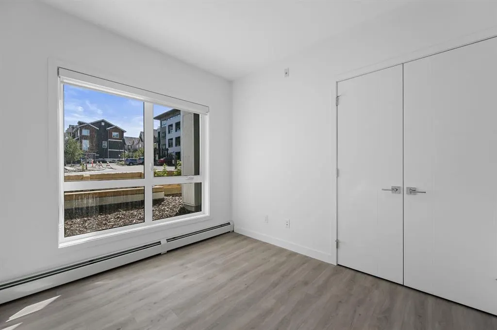 350 livingston Common NE, #2115