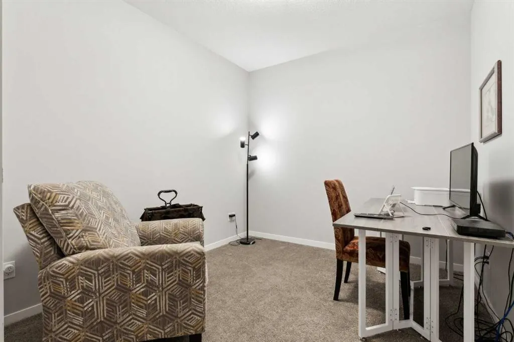 30 Mahogany Mews SE, #301
