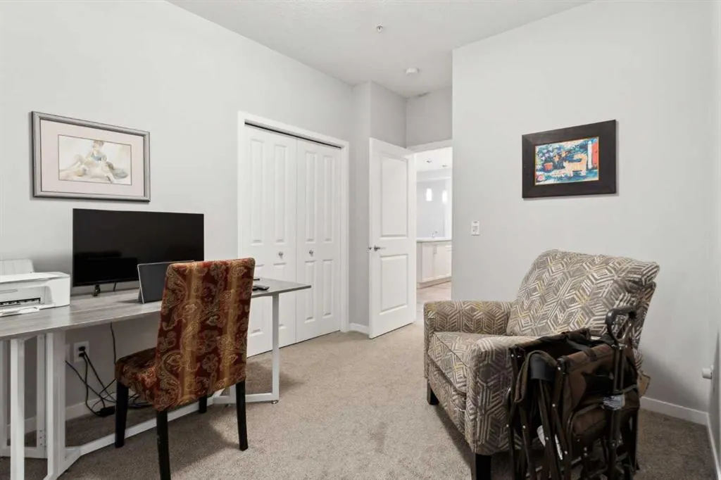 30 Mahogany Mews SE, #301