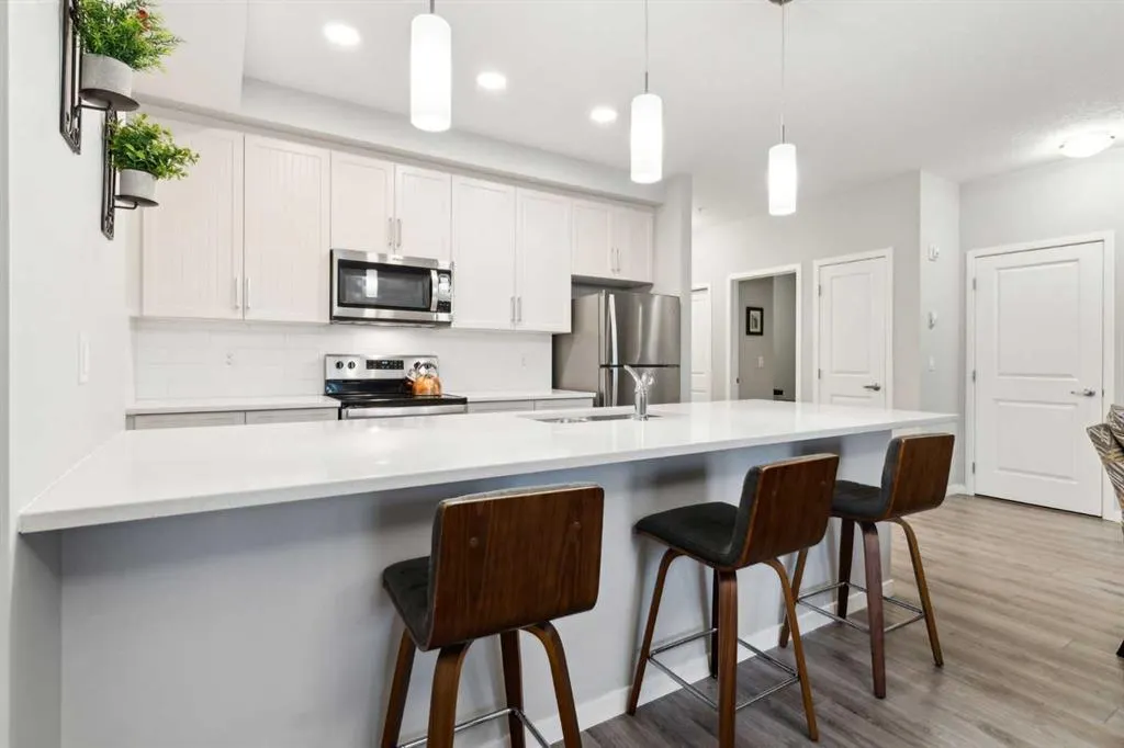 30 Mahogany Mews SE, #301