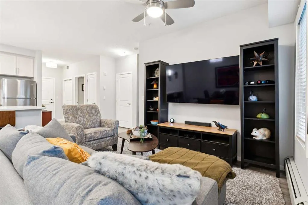 30 Mahogany Mews SE, #301
