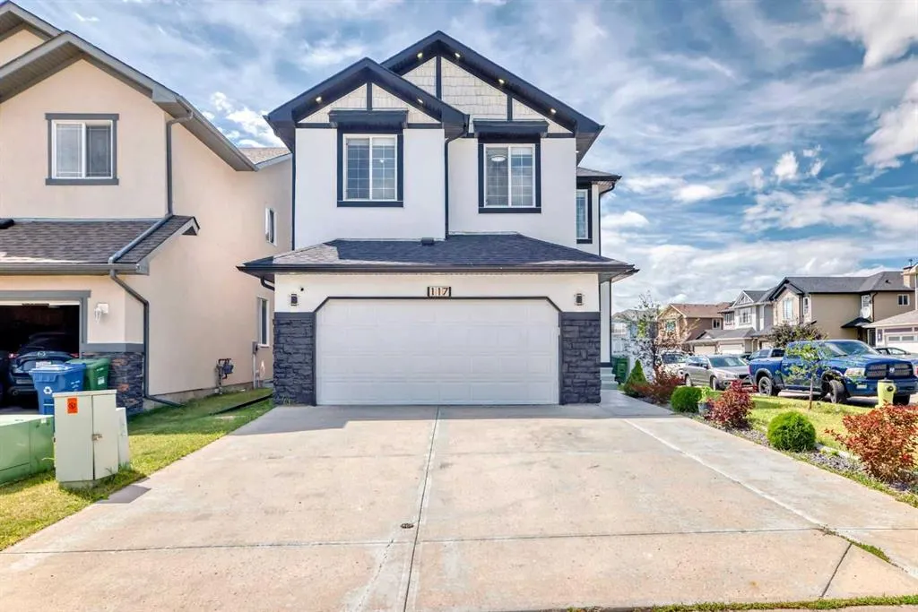 117 Saddlecrest Crescent NE