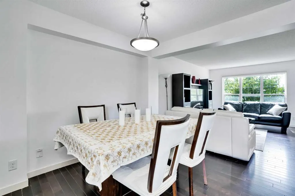 1223 New Brighton Park SE