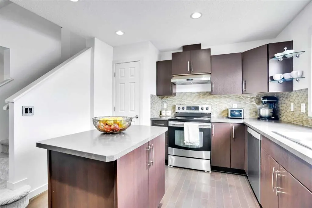 1223 New Brighton Park SE