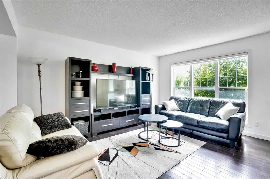 1223 New Brighton Park SE