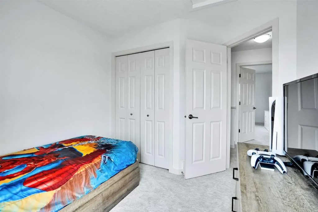1223 New Brighton Park SE