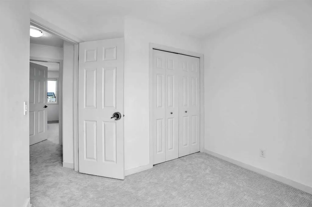 1223 New Brighton Park SE