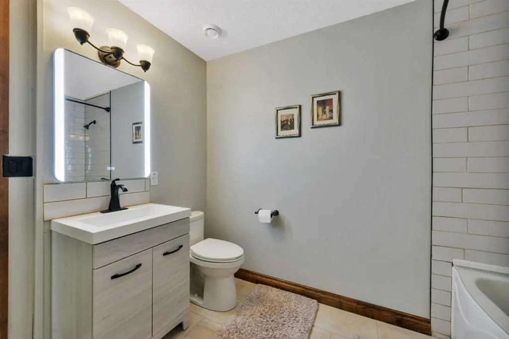 9 Cronquist Close