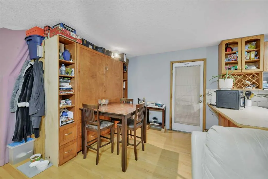 9 Cronquist Close